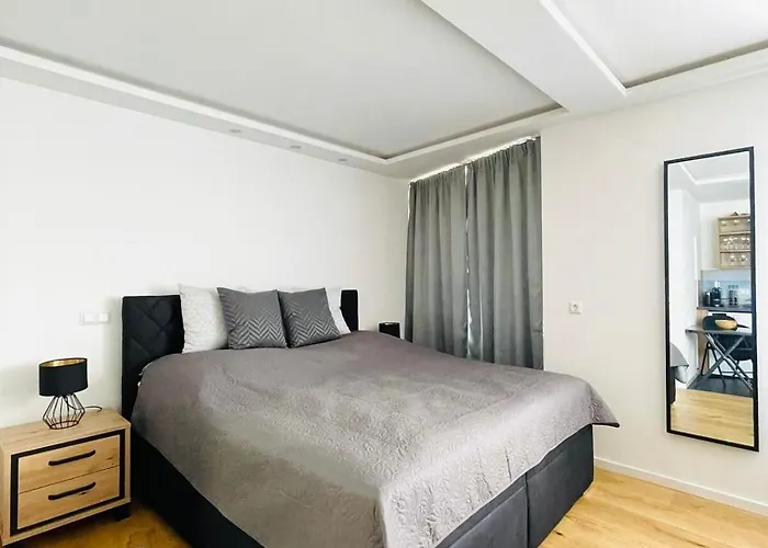 Gemuetliches & Frisch Renoviertes In Apartamento *